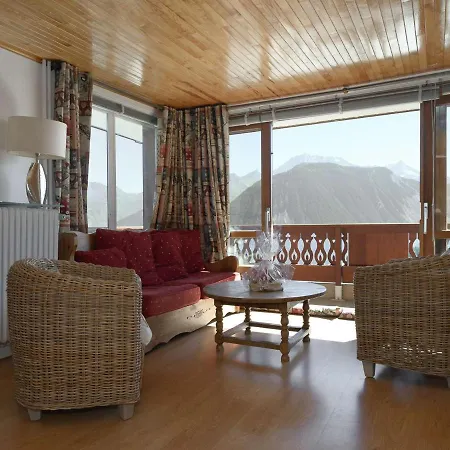 Apartment Centre Station Courchevel 1850 - 65M² Lumineux - 4/6 Pers - Skis Aux Pieds - Parking & Wifi Inclus. - Fr-1-631-167